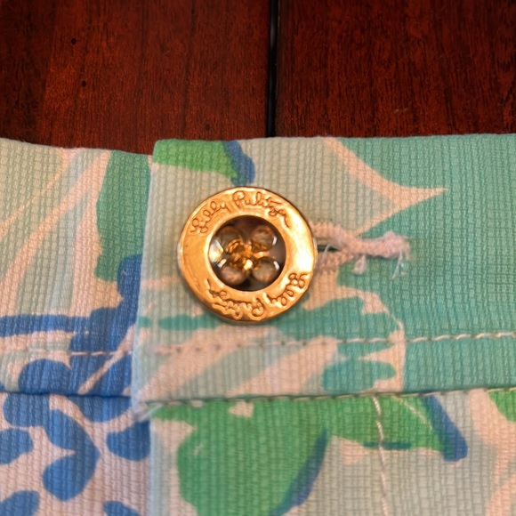 Lilly Pulitzer skort - Picture 2 of 3